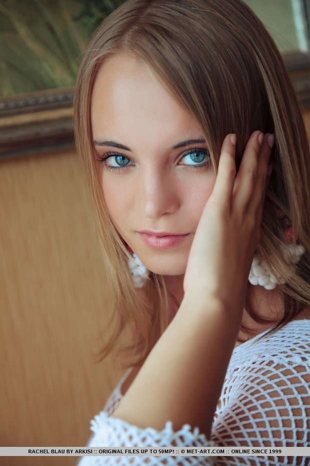 ...; Brunette Hot Teen 