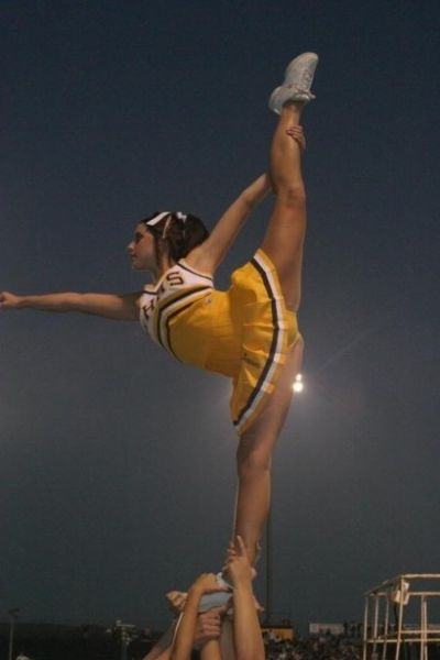 Splits, Cheerleader; Babe Brunette Hot Non Nude Panties Teen Uniform 