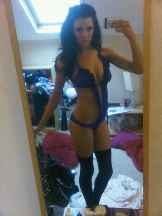 Pretty mirror shot amateur; Babe Hot Erotic 