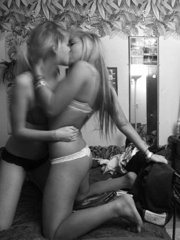 ; Blonde College Hot Lesbian Teen 