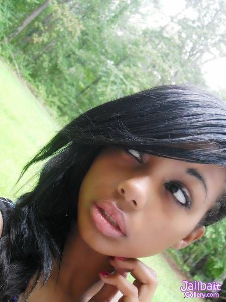 ...; Babe Ebony Hot 