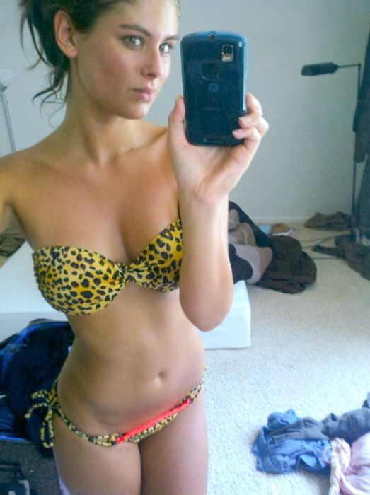 Lovely selfshot babe; Babe Hot Erotic 