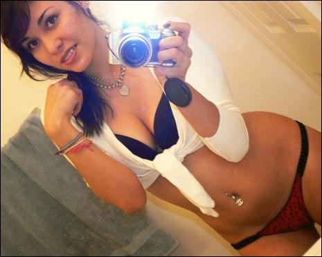 ...; Babe Hot Selfshot 