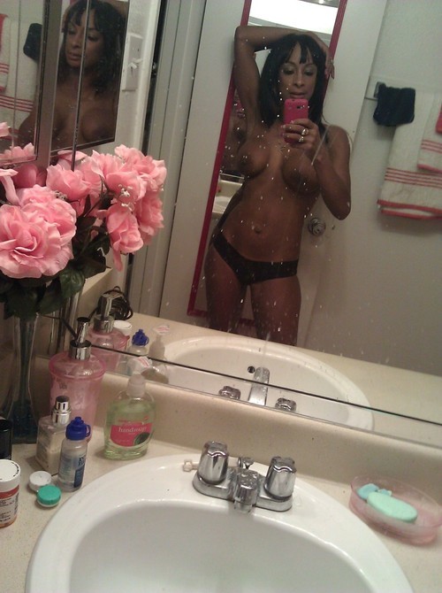 ...; Babe Hot Selfshot 