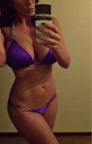 ...; Babe Hot Selfshot 