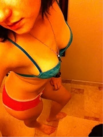 ...; Babe Hot Selfshot 